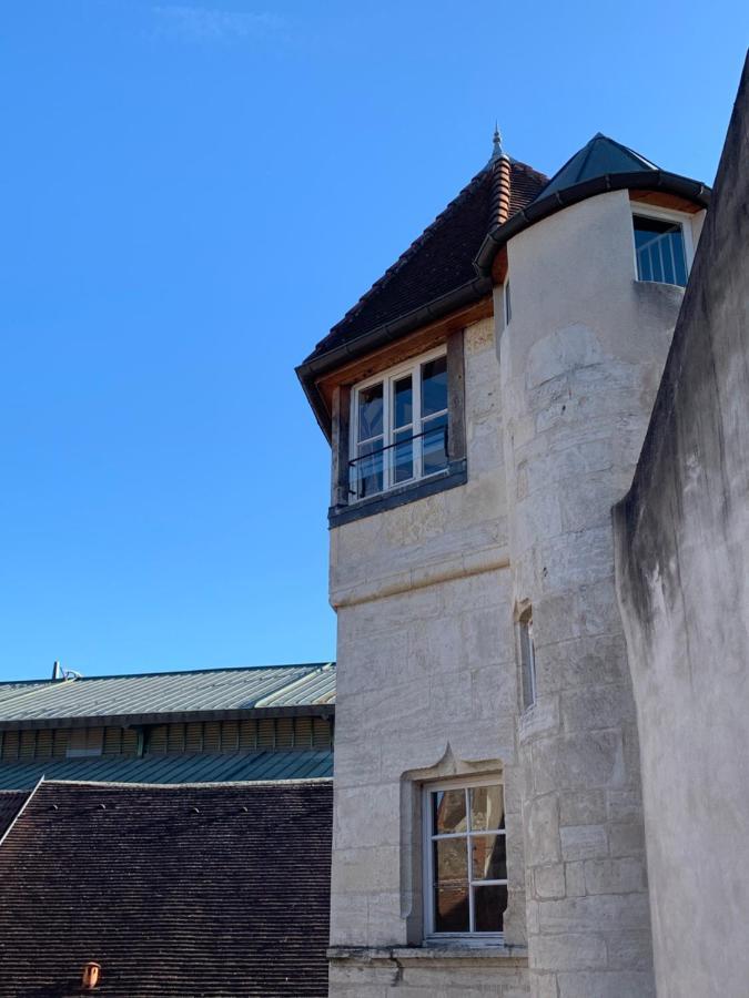 Appartement Classe "La Tour" Dole Exteriör bild