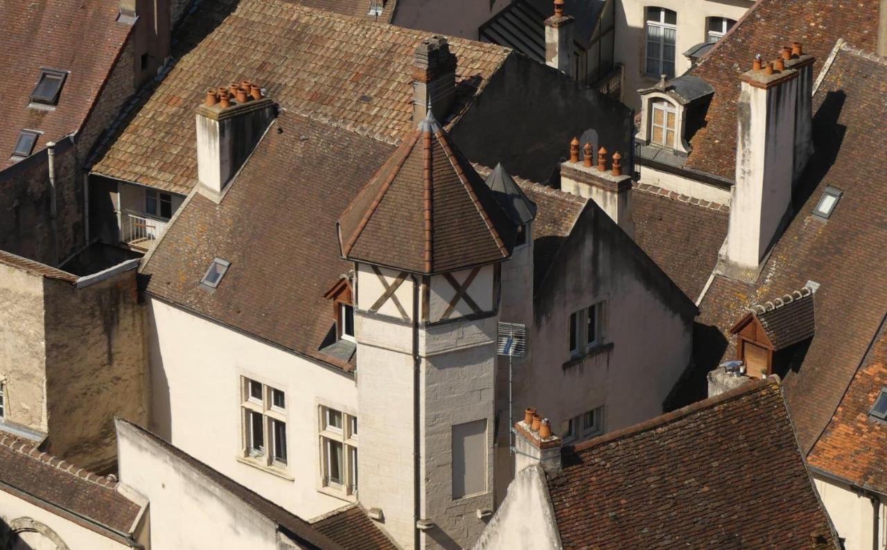 Appartement Classe "La Tour" Dole Exteriör bild